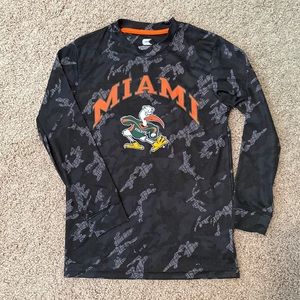 UM long sleeve shirt